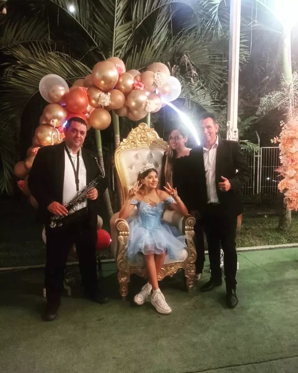 ADRENALINA BANDA SHOW BUCARAMANGA