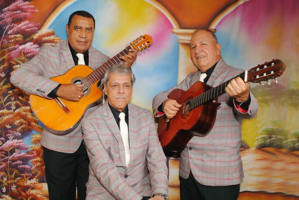 Foto adicional 2 de TRIO CLÁSICO LATINO