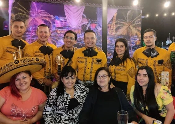 Mariachi Loco