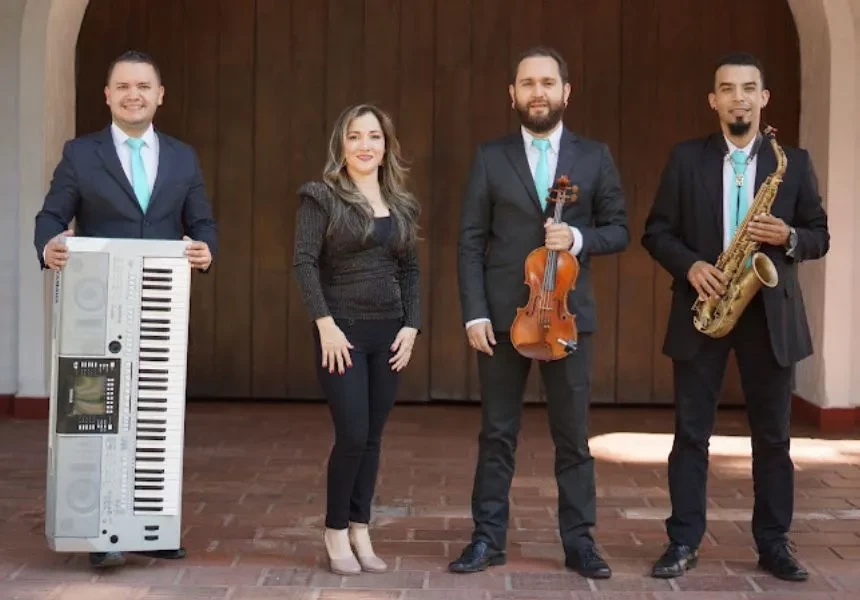 Grupo Musical Angelica Valencia