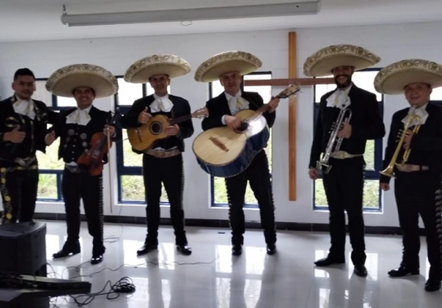 Mariachi Los Reyes de Mexico