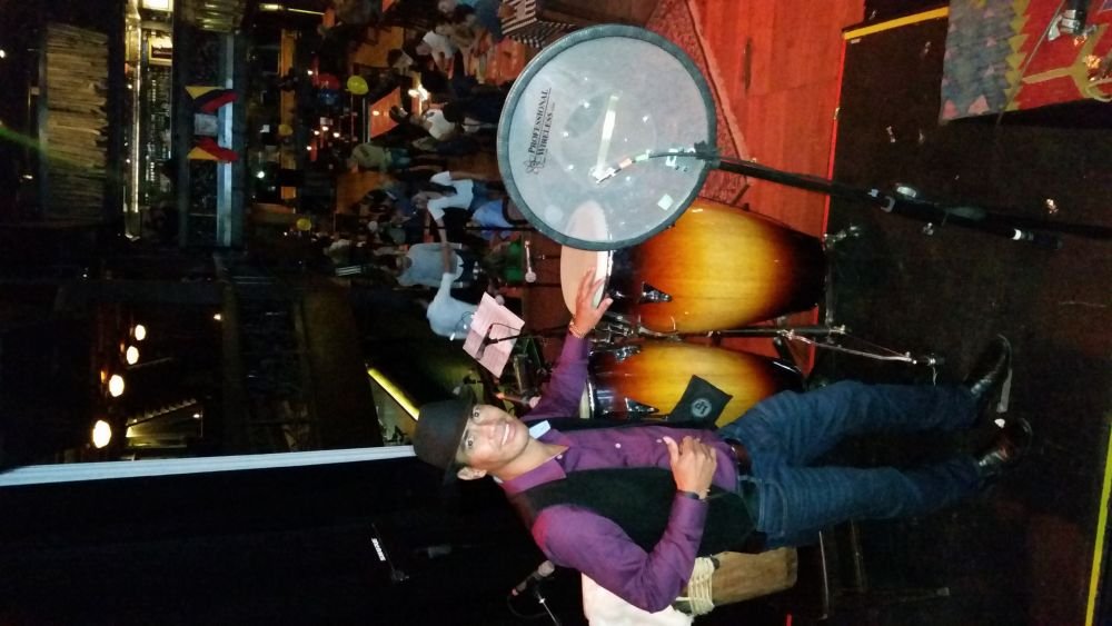 Foto adicional 3 de York Jimenez 