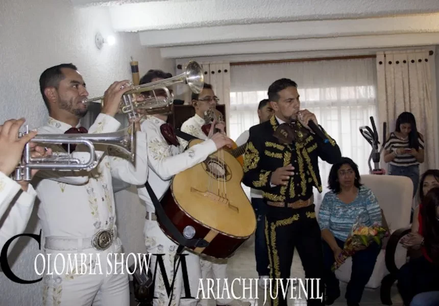 Mariachi Juvenil Colombia Show