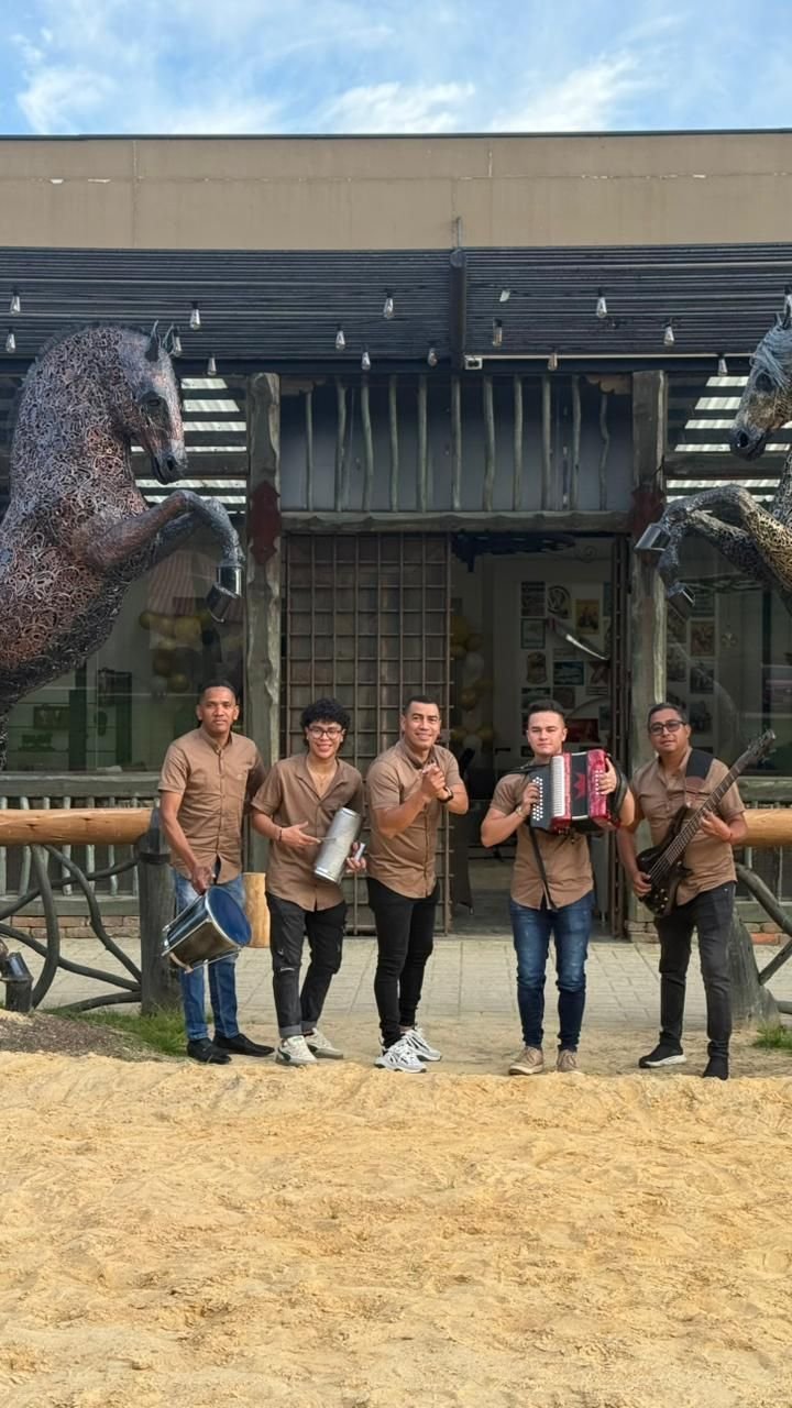 Foto adicional 14 de York Jimenez 