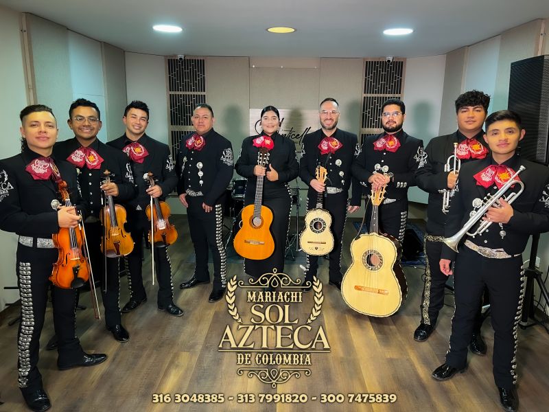 Mariachi Sol Azteca de Colombia 
