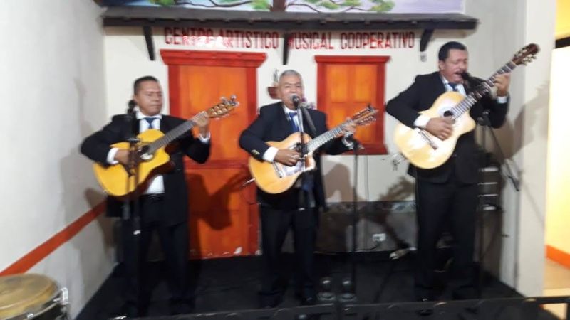 TRIO VOCES COLOMBIANAS 