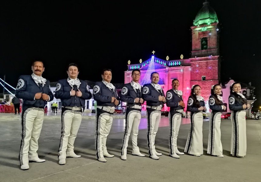 Mariachi Estrellas De México