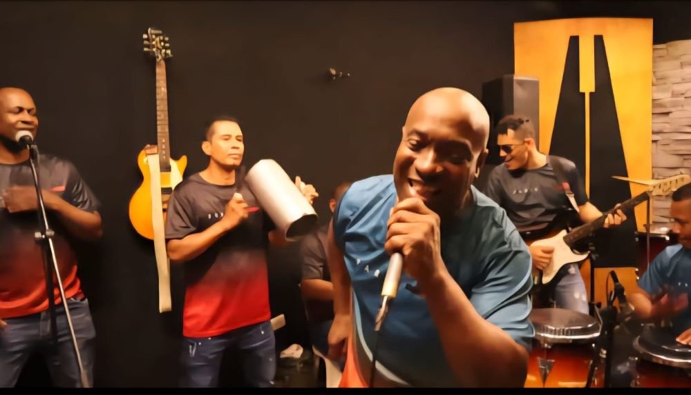 Foto adicional 8 de JOSÉ ÓSCAR MARMOLEJO Y SU ALEGRIA VALLENATA 