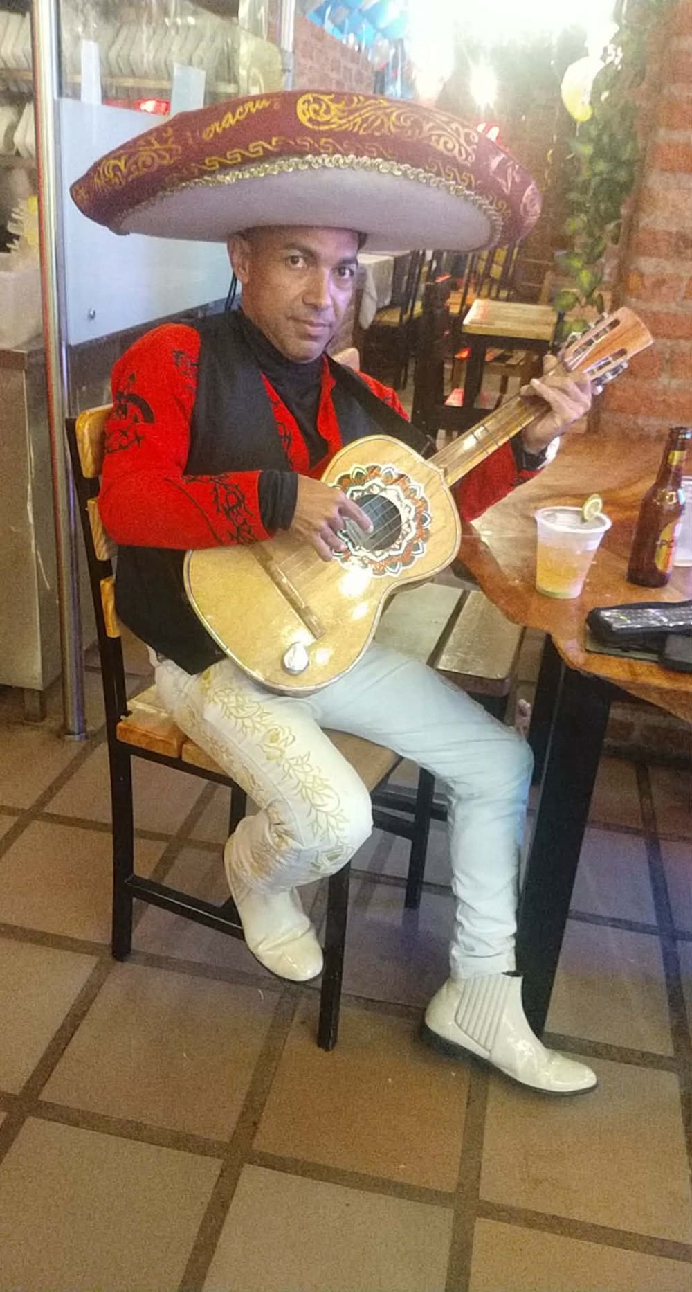 Foto adicional 1 de Mariachi Cali es calida