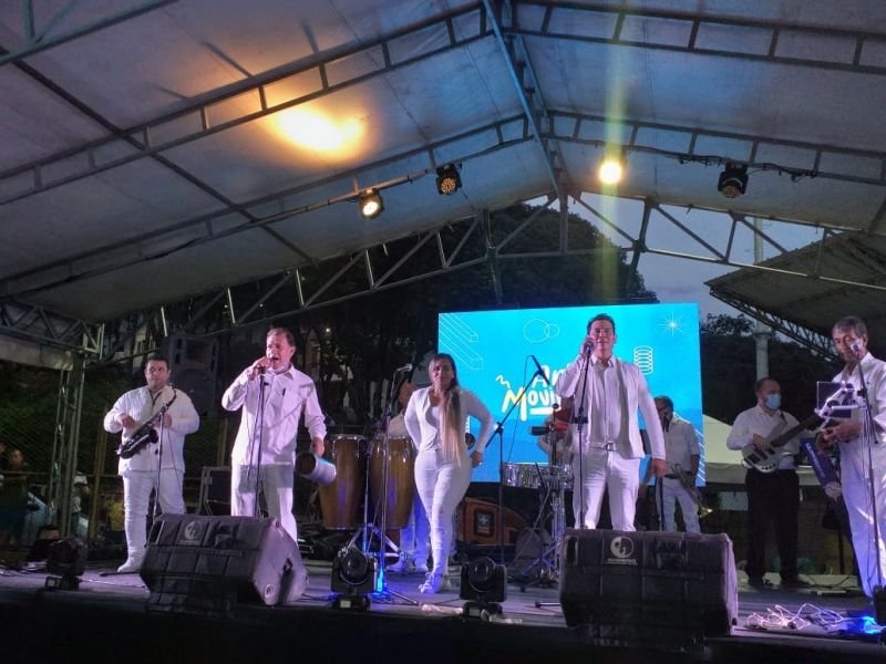 ADRENALINA BANDA SHOW BUCARAMANGA