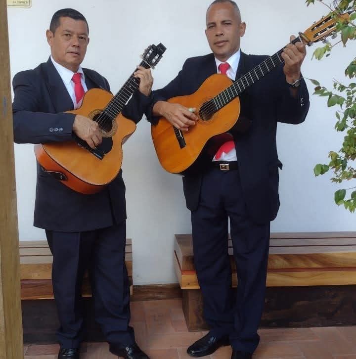 DUO JUANCHO Y SU CONJUNTO 