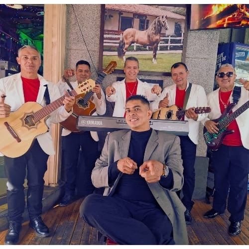 Foto 4 de BOOKING TALENT RY , Popular en Medellin