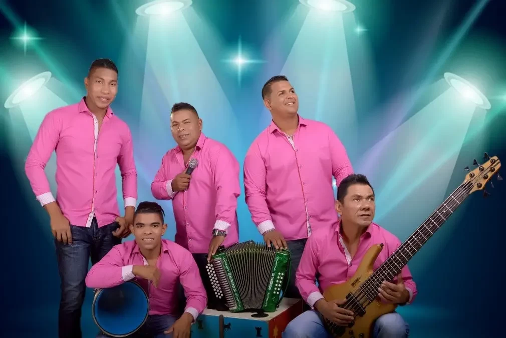 Contakto Vallenato